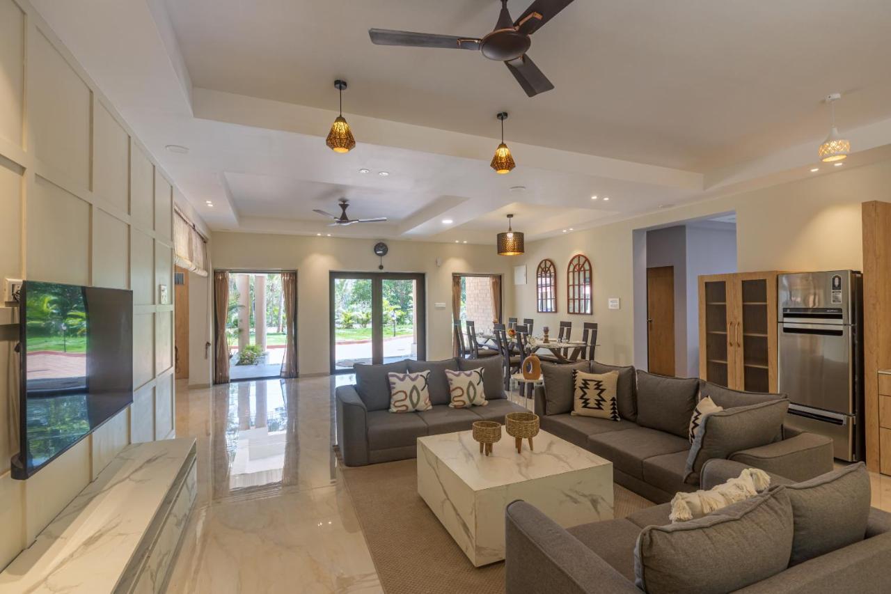 Saffronstays Riverfront Manor, 5-Bdr Pool Villa By Pej River Karjat Buitenkant foto