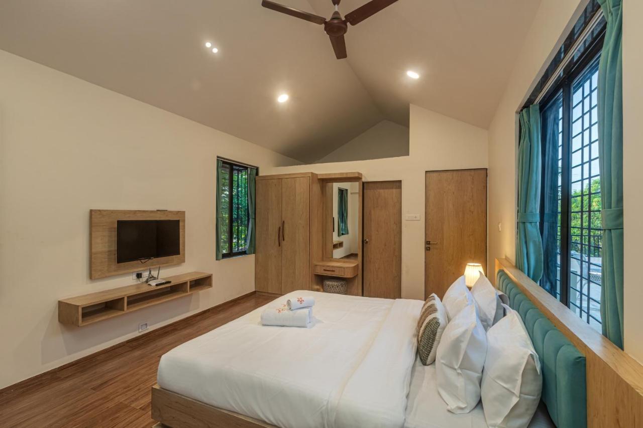 Saffronstays Riverfront Manor, 5-Bdr Pool Villa By Pej River Karjat Buitenkant foto